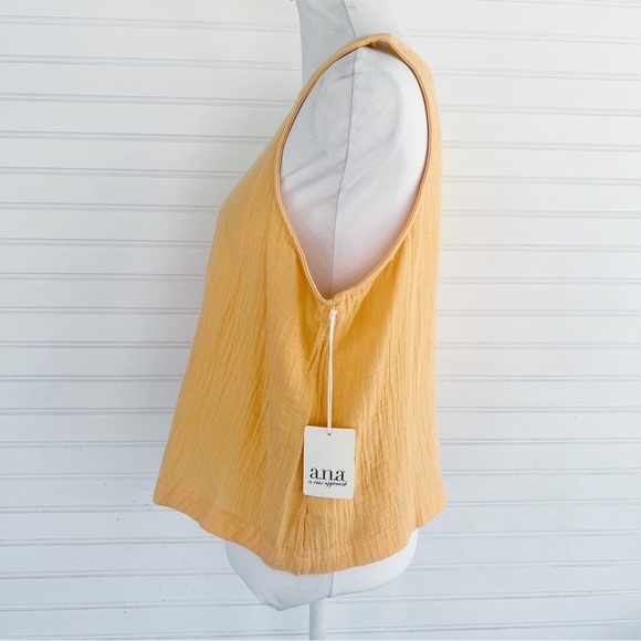 Sleeveless Flowy top Size XLarge NEW - Picture 2 of 10